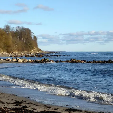 Strandlodge 2 Rettin